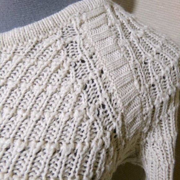 LOVE CHANGE Square Knitted Sweater Top Small Beige Scoop neck long sleeve raglan - Picture 4 of 9